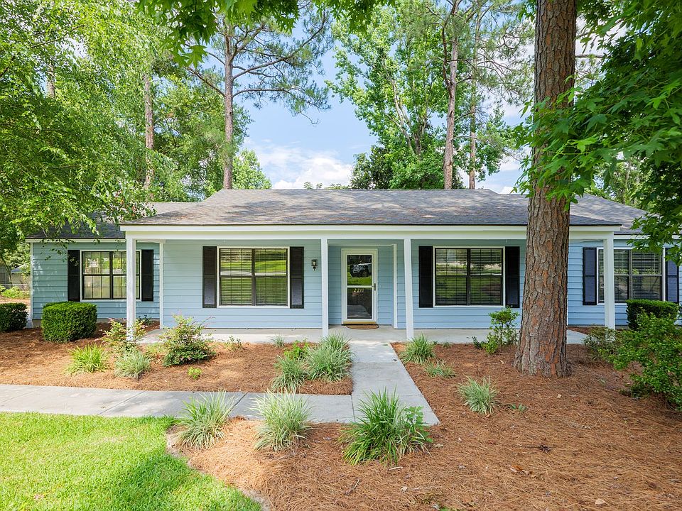 1st image of 2211 Northwood Cir