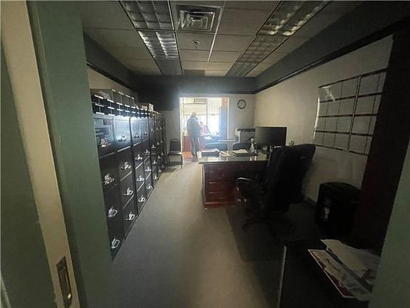 5th image of 1751 Bath Ave