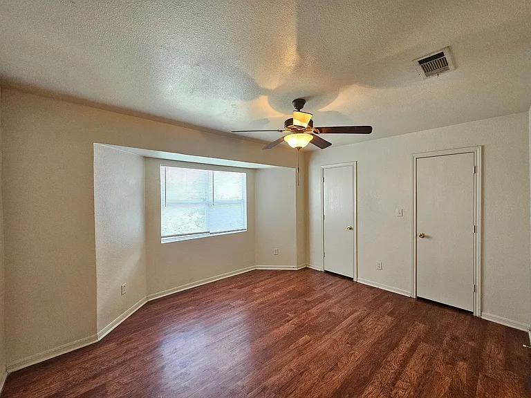 3003 Cantabrian Dr #D — Photo 14