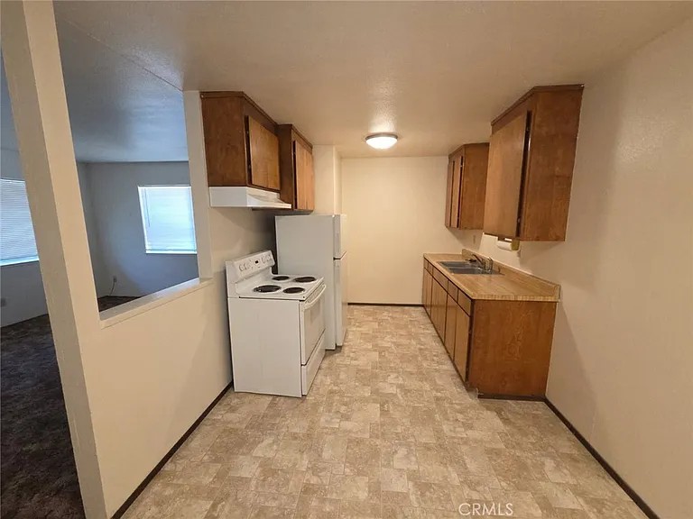 1251 Butte St — Photo 6