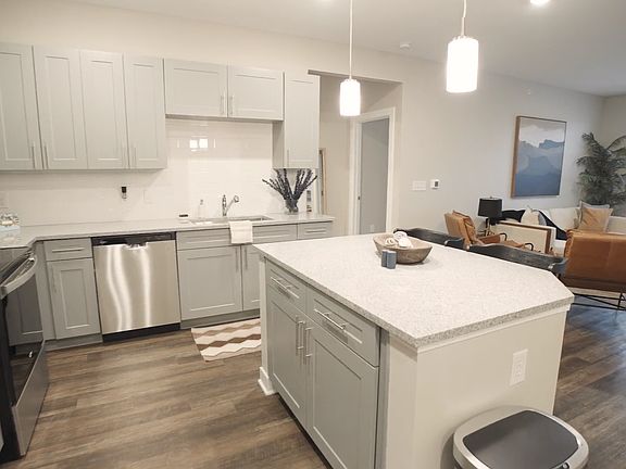 5th image of 7505 Founders Way #3315-201