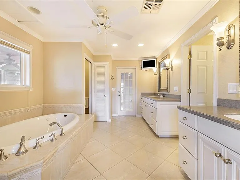 4854 E Hinson Ave — Photo 27