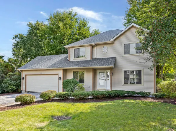 128 Elm Ave, North Aurora, IL 60542