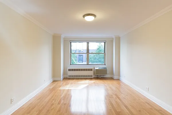 Rented by Stonehenge NYC LLC | media 2