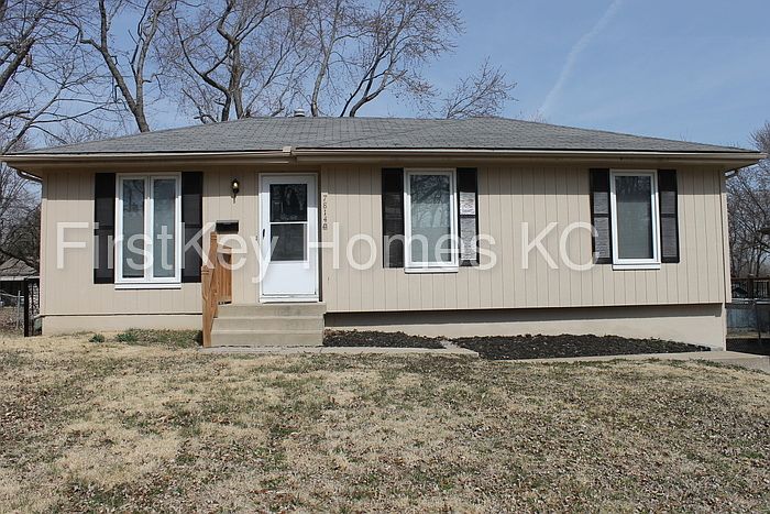 1st image of 7814 E 105th St