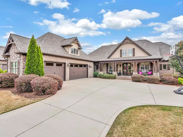105 Stone Gate Dr, Reidville, SC 29334