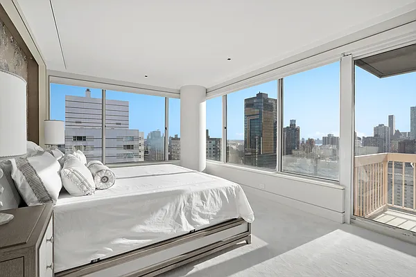 Sold by Compass | media 8