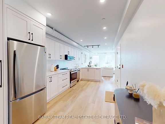 2nd image of 656 Annette St #201