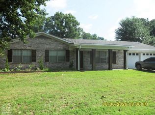 2809 Ivy Dr, Newport, AR 72112