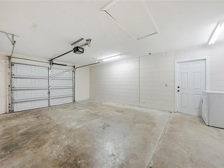 625 E 8th Ave — Photo 22
