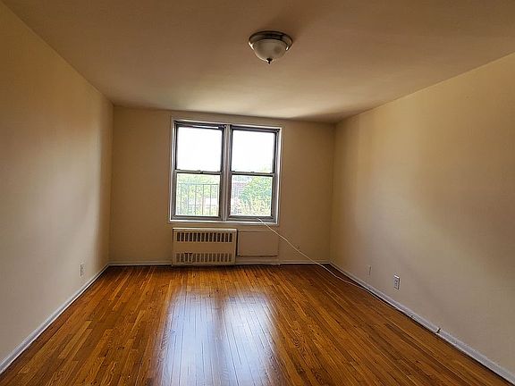 5th image of 142-20 84th Dr APT 7B