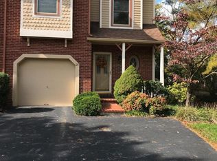 21 Sturbridge Ln, Chesterbrook, PA 19087