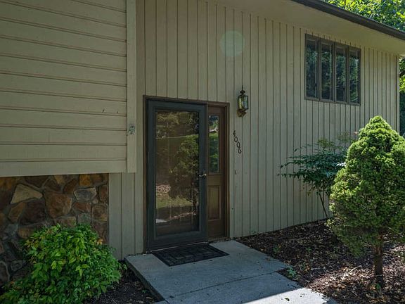 5th image of 4006 Bradford Ct