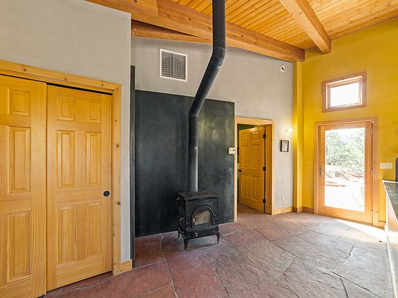 2nd image of 338 Taylor Ln