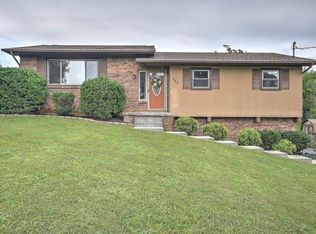 448 Springfield Dr, Bristol, TN 37620