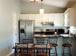 203 Morningside Dr, Hopkinsville, KY 42240