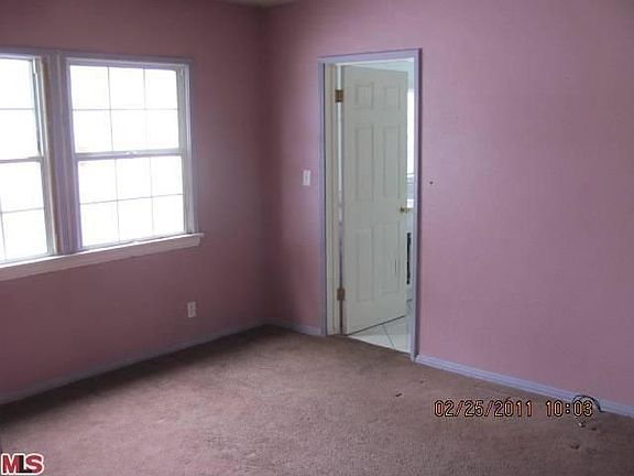 5th image of 2345 W Lincoln St