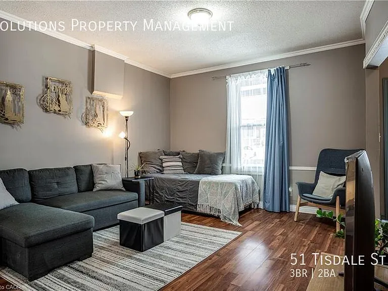 51 Tisdale St N — Photo 2