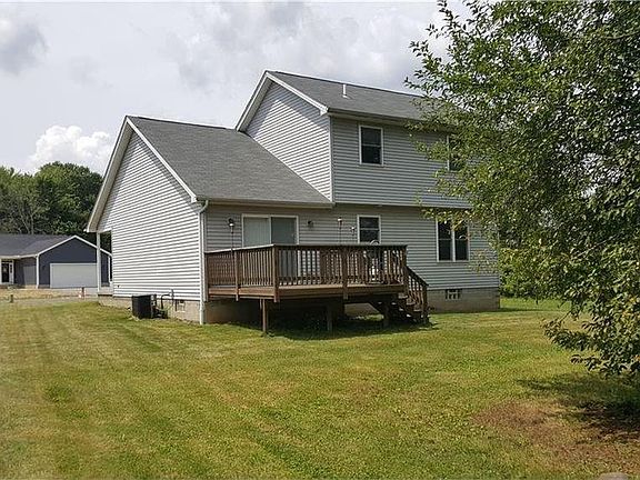 2nd image of 939 Jerry Dr