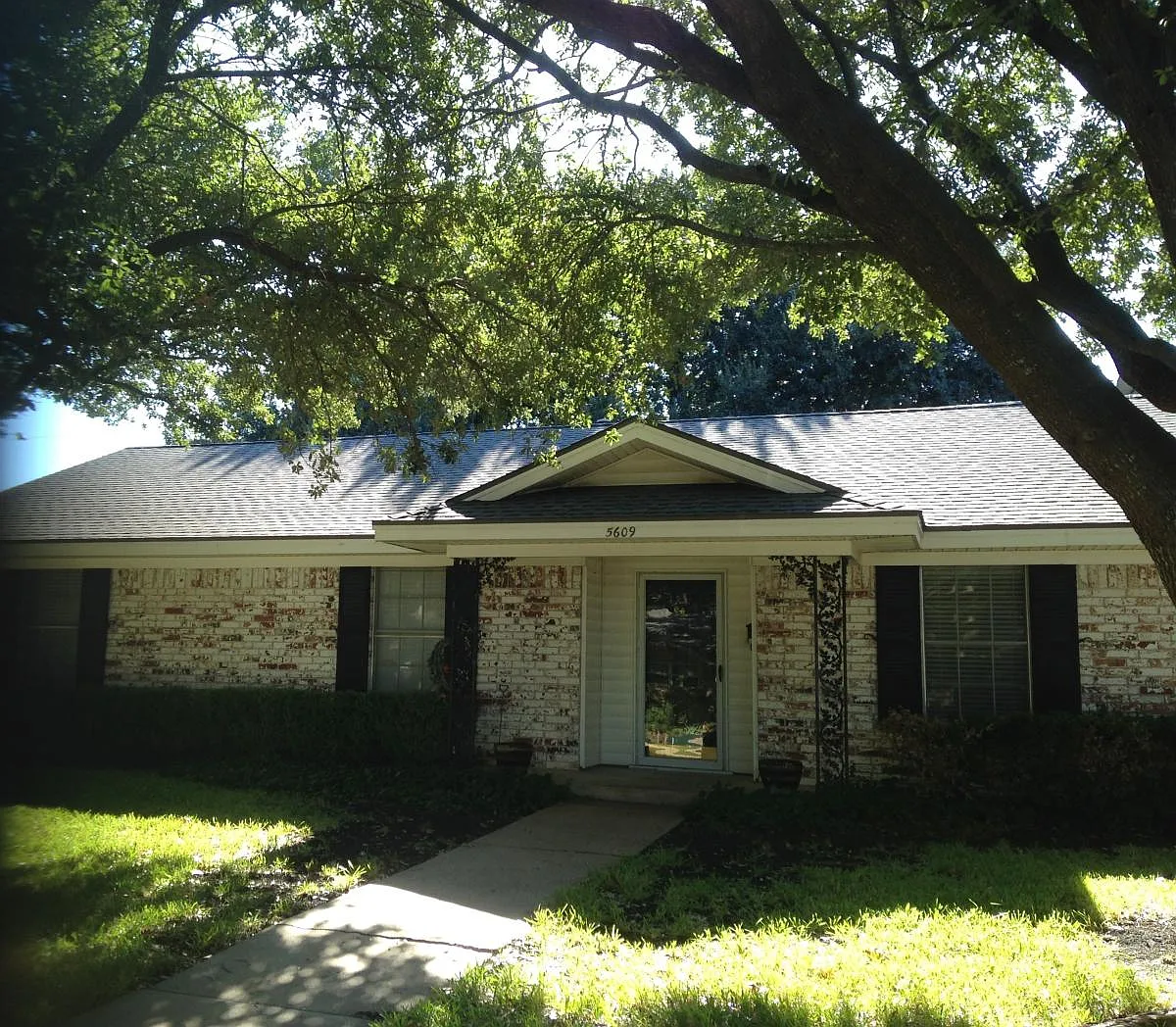 5609 Lake Highlands Drive — Photo 1