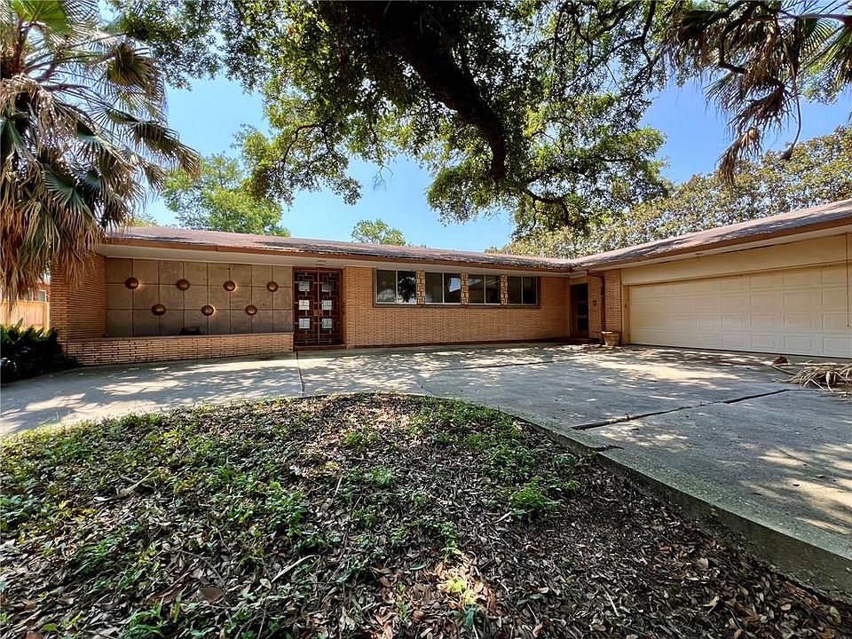 1st image of 5376 Bancroft Dr