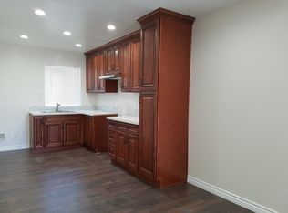 1339 1/4 W 93rd St, Los Angeles, CA 90044