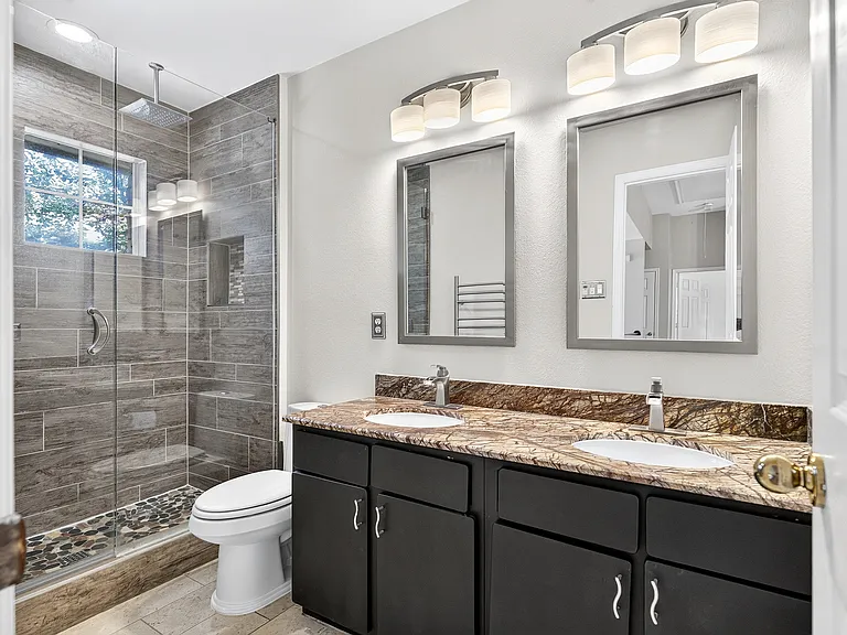 1331 Lighthouse Ln — Photo 29