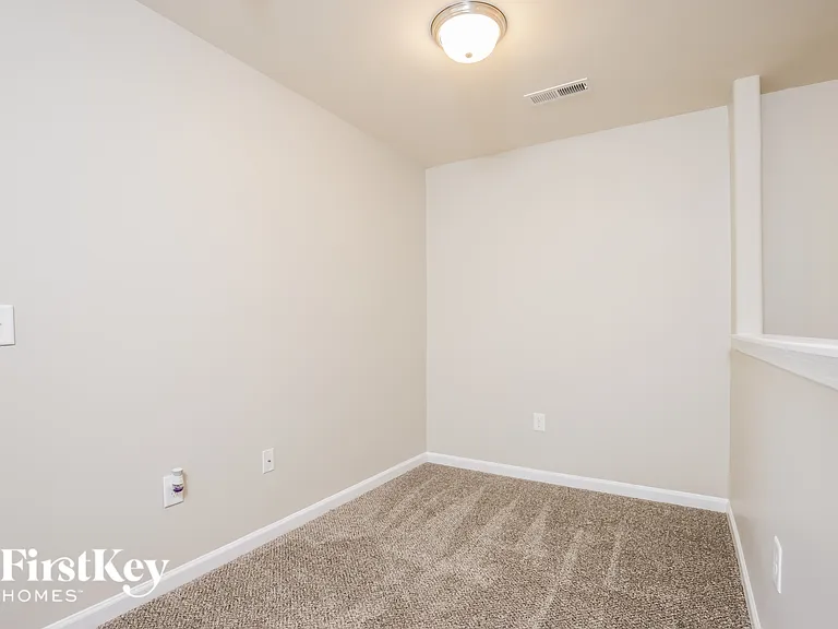 178 Creekstone Ct — Photo 12