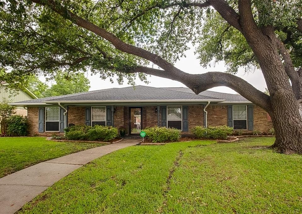 1st image of 3033 Stanford Dr