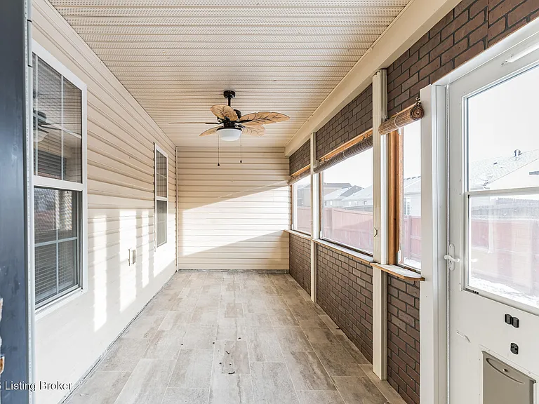 7121 Blue Stream Ct — Photo 20