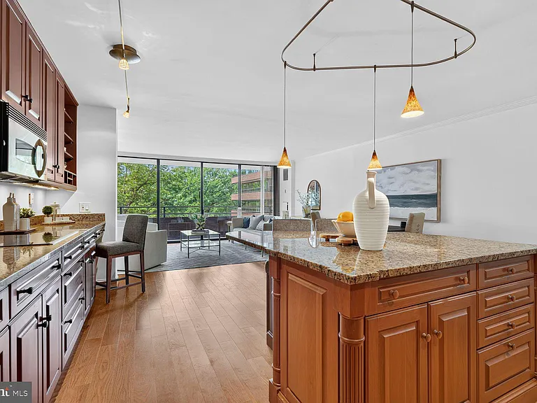 2555 Pennsylvania Ave NW #409 — Photo 12