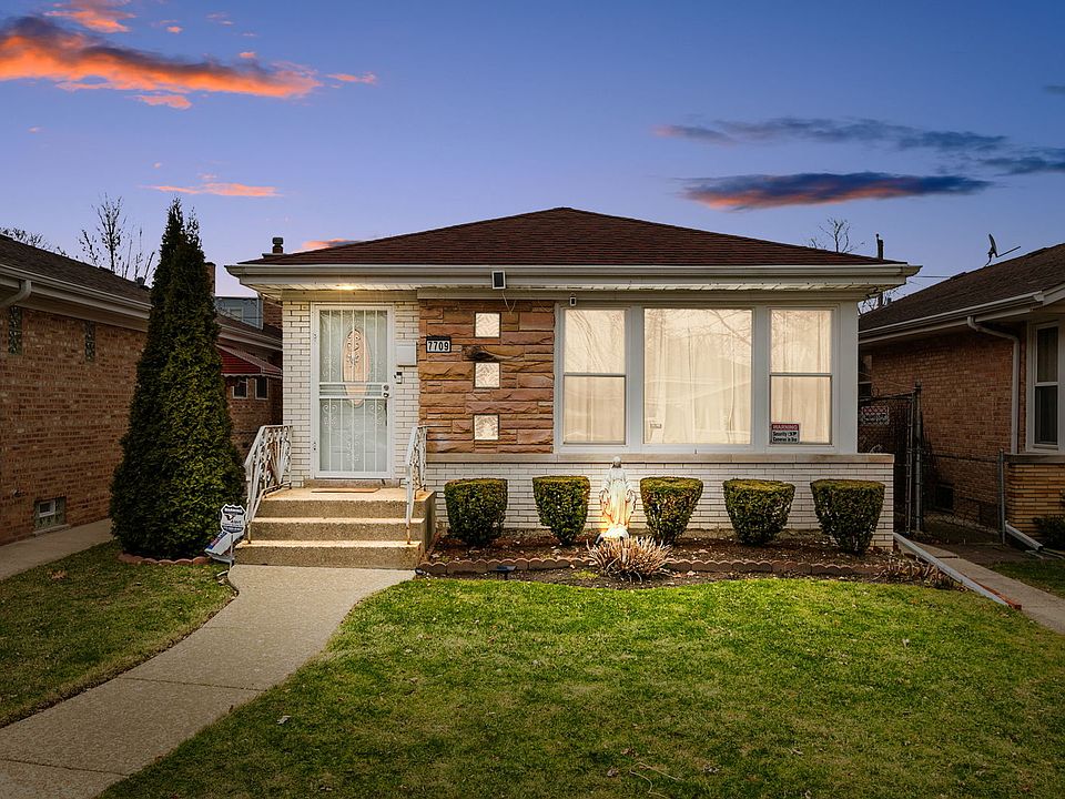 7709 Tripp Ave, Skokie, IL 60076 Zillow