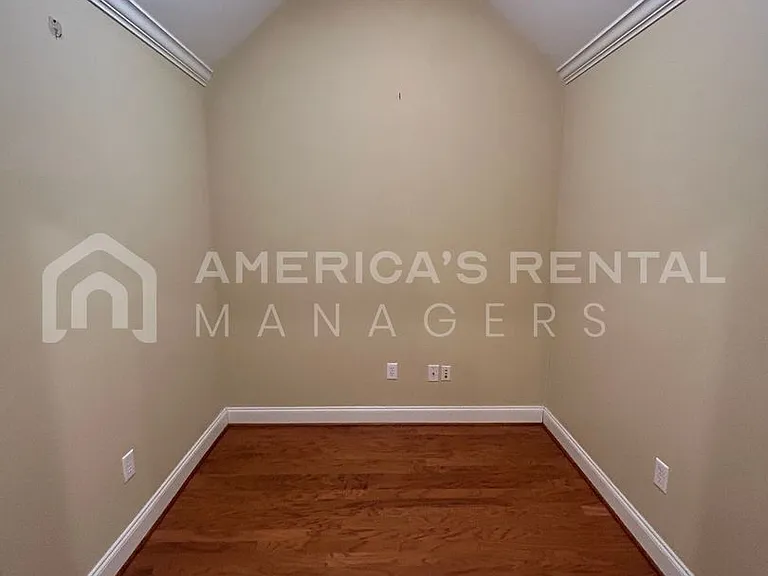 5623 Colony Ln — Photo 7