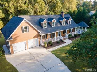 5729 Heatherstone Dr, Raleigh, NC 27606