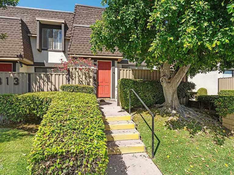 813 N Monterey St #3 — Photo 1