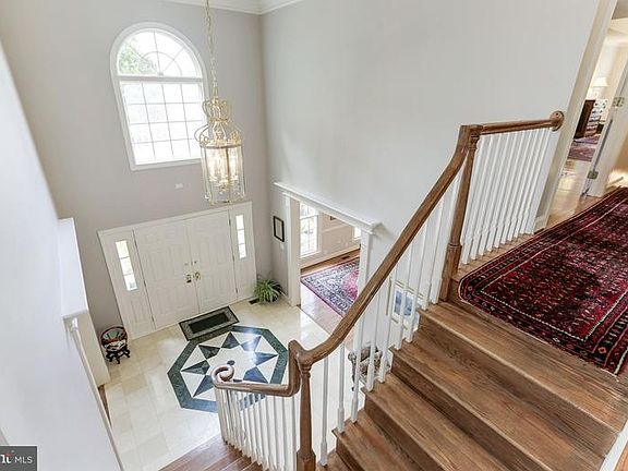 2nd image of 10200 Cross Haven Ct