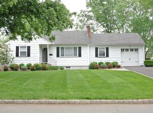 22 Brookside Ter, Clark, NJ 07066
