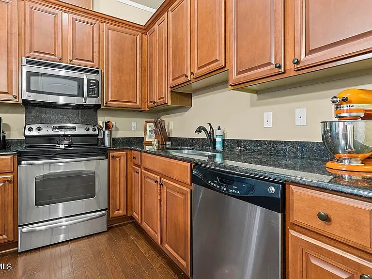17179 Palm Ridge Dr — Photo 10