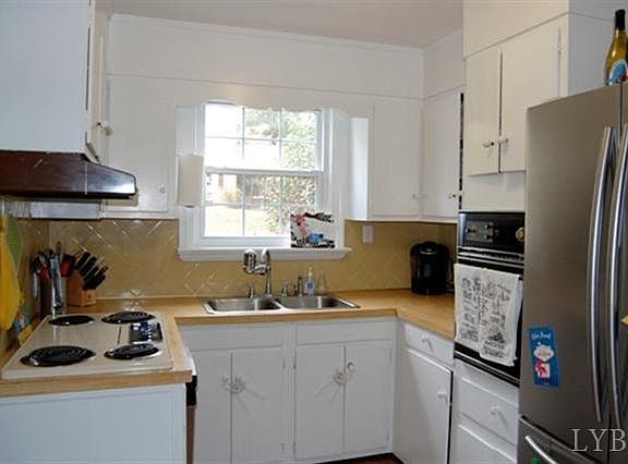 3rd image of 4009 Morrison Dr