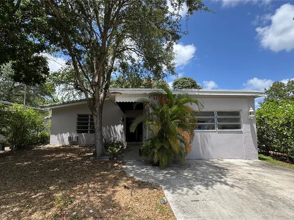 317 NE 87th St, El Portal, FL 33138