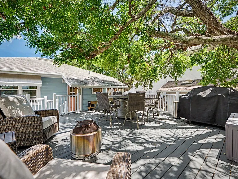 155 S Wild Olive Ave — Photo 9
