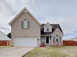 2002 Stoney Meadow Dr, Murfreesboro, TN 37128