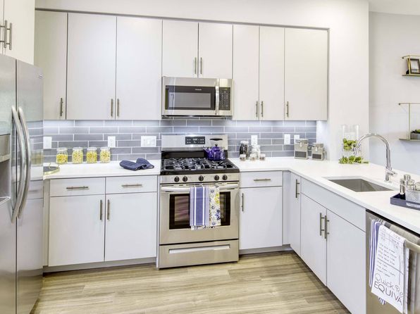 675 Monmouth St #3123083