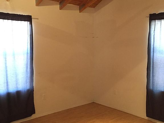 5th image of 309 Rio Grande Blvd NW