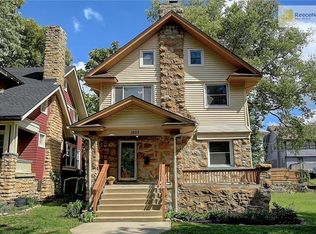 3925 Manheim Rd, Kansas City, MO 64110