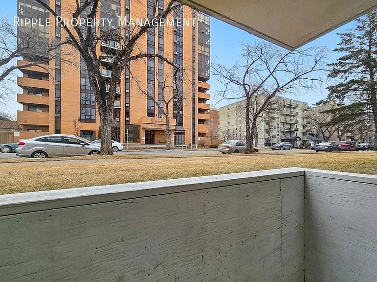 1337 13th Ave SW #211 — Photo 12