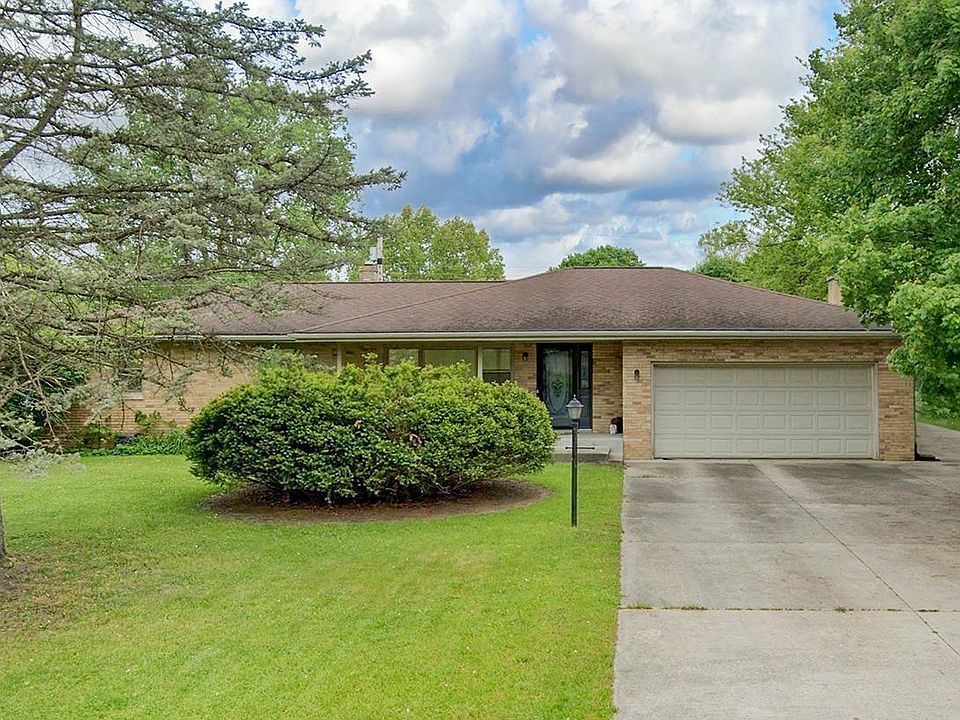 1st image of 23067 Gardena Pl