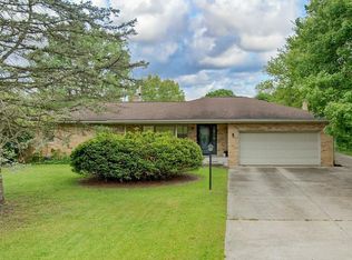 23067 Gardena Pl, Elkhart, IN 46514