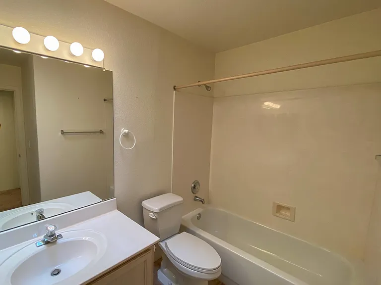 8211 E Arbor Point Pl — Photo 13