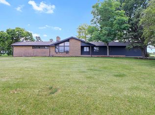 375 County Road 1600 N, Seymour, IL 61875